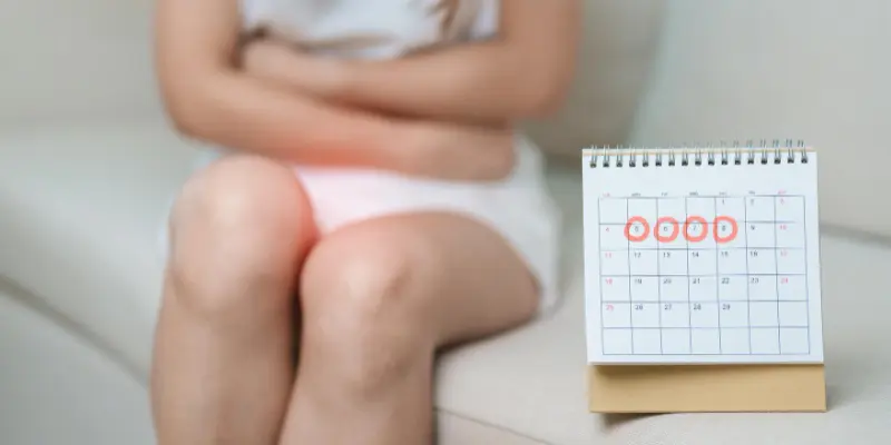 6 Signs Your Daughter Is About to Start Her Period